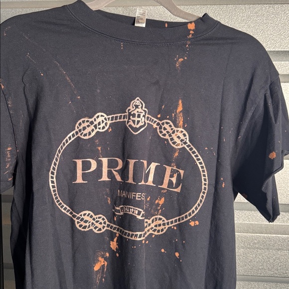 Pebby forevee PRIME MANIFESTO BLEACHED OUT SIDE SLIT TEE, Small - Picture 3 of 6